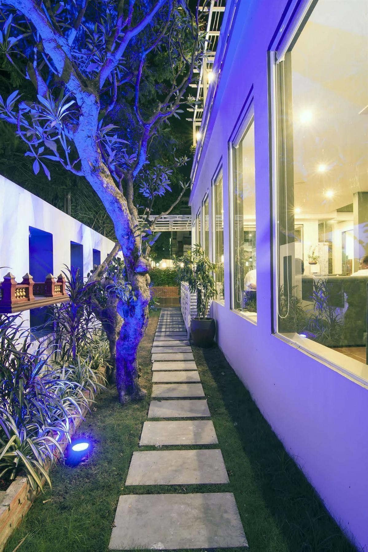 The Blue Corner Boutique Hotel Phnompen Kültér fotó