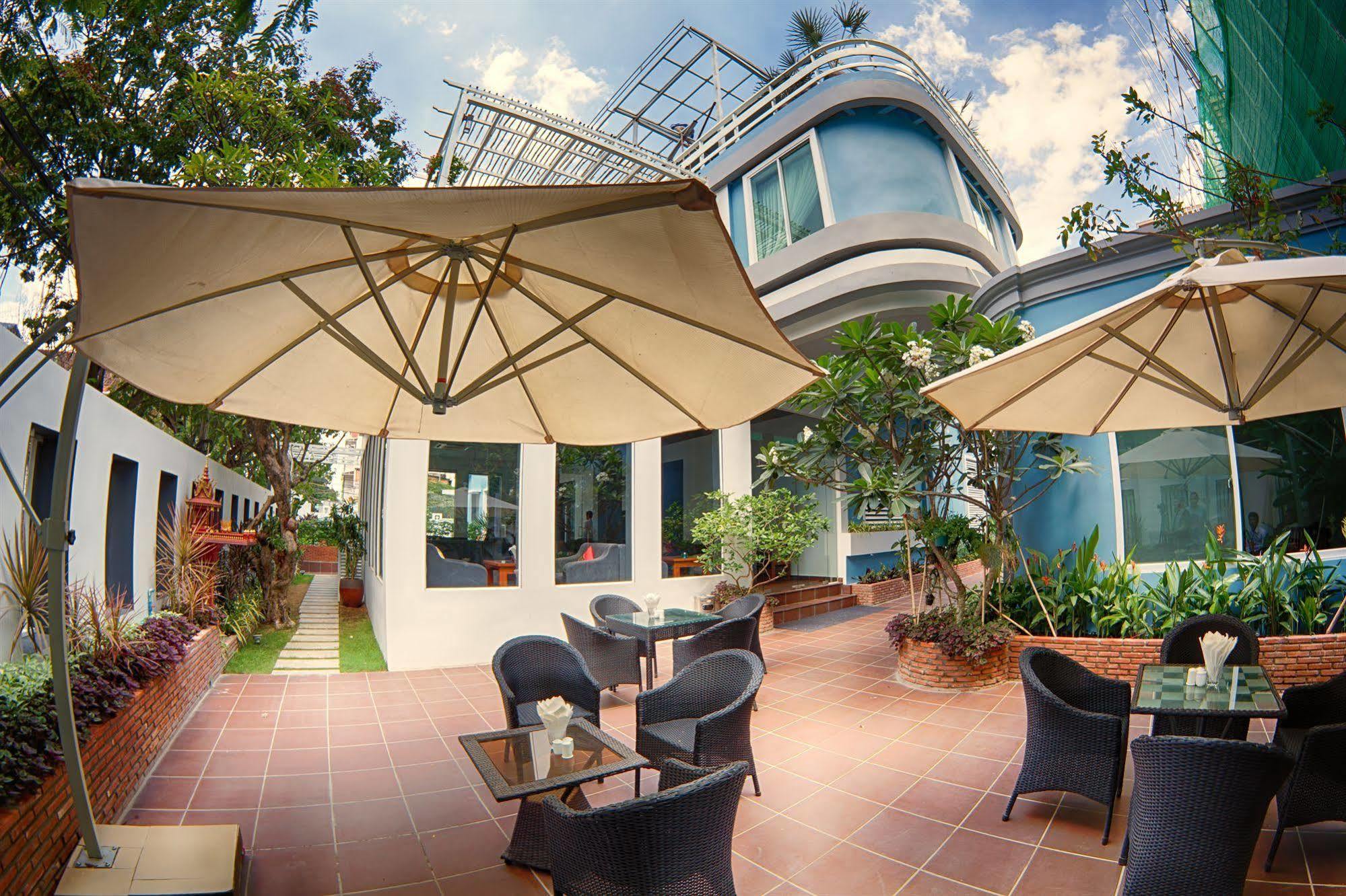 The Blue Corner Boutique Hotel Phnompen Kültér fotó