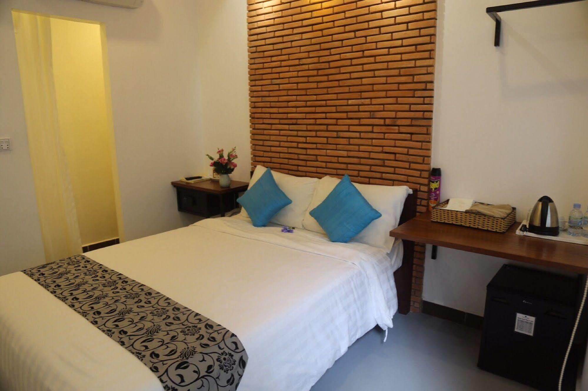 The Blue Corner Boutique Hotel Phnompen Kültér fotó